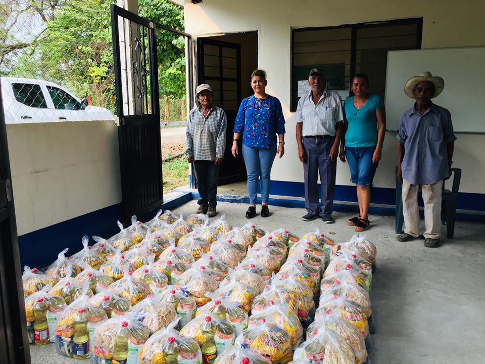 Alcaldesa Sigue Apoyando Con Despensas Alimenticias A Familias De