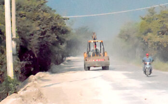 dio inicio la construcción de la segunda etapa de pavimentación del camino al ejido Las Palmas.