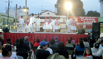 GRAN ÉXITO DE DOMINGOS CULTURALES Y DE HUAPANGO