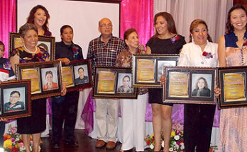 MUNICIPIO RECONOCE A LAS MUJERES MÁS DESTACADAS DEL 2013