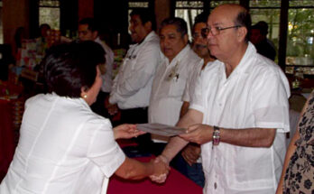 MUNICIPIO RECONOCE AMPLIAMENTE LABOR DE EDUCADORAS