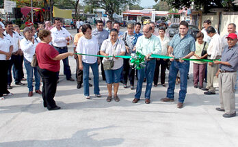 ALCALDE INAUGURO OBRAS POR 4’386,713 PESOS, SON PARTE DEL POA 2013