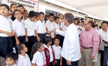 ALCALDE ACOMPAÑA AL GOBERNADOR EN LA INAUGURACION DE IMPORTANTES OBRAS