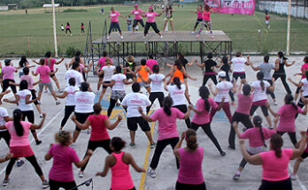 Con gran éxito se llevó a cabo el Zumbathon con motivo del Día Internacional contra el Cáncer de Mama.