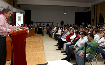 FTF Y ROSARIO ROBLES ENTREGAN LOS FONDOS MUNICIPALES DEL RAMO 33