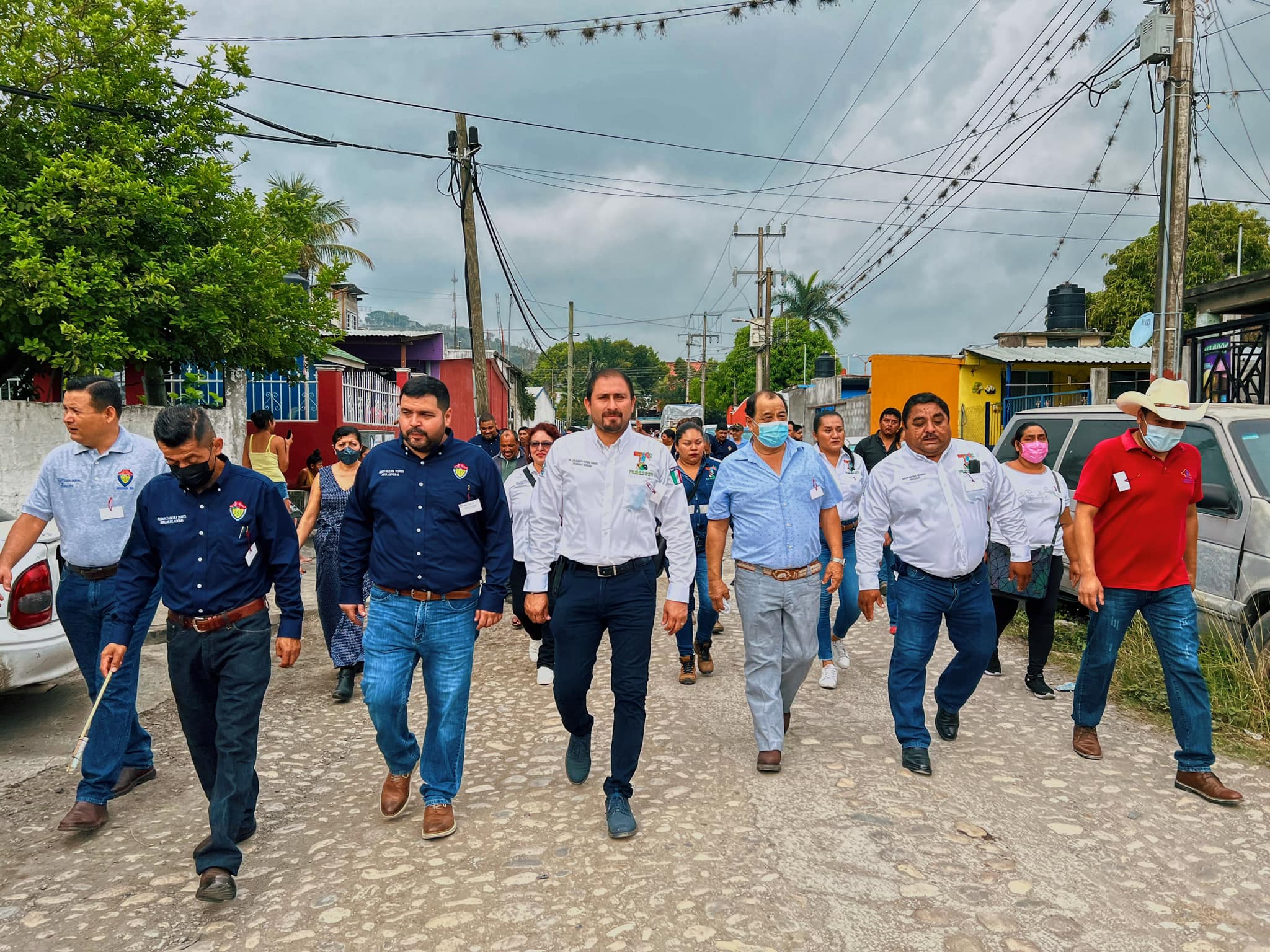 Alcalde participa en Desfile del Día del Trabajo en la Delegación de ...